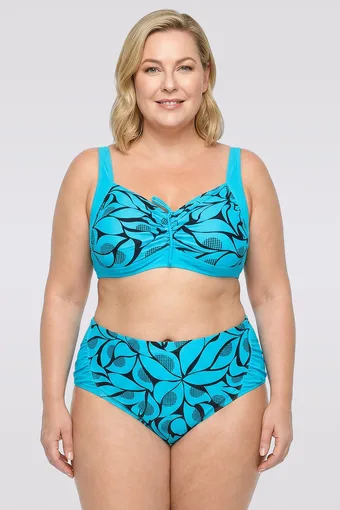 Kopie Kopie Černý outfit s tropickým vzorem