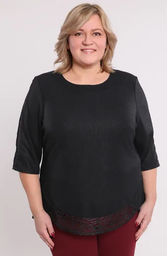 Bílá halenka se zlatým vzorem